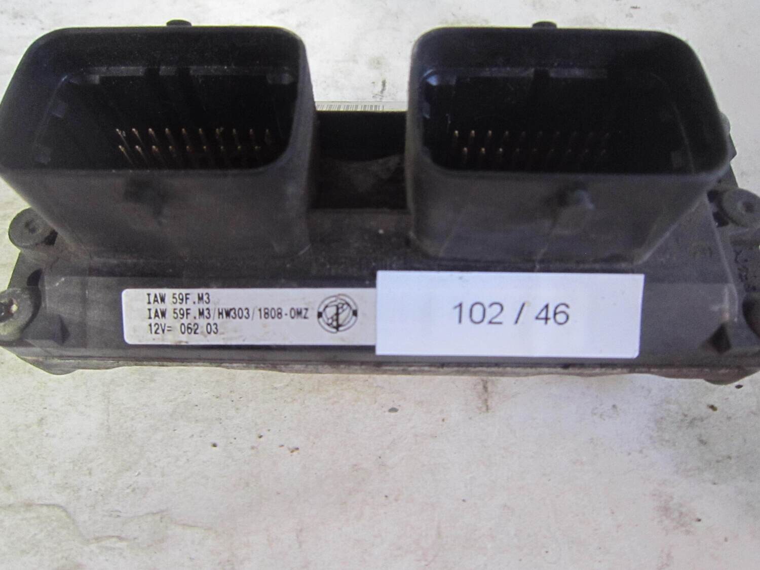 102-46 Centralina Motore Magneti Marelli 55181132 61600.376.06 6160037606 C146 IAW 59F.M3 HW303/1808-0MZ ALFA ROMEO / FIAT / LANCIA PUNTO