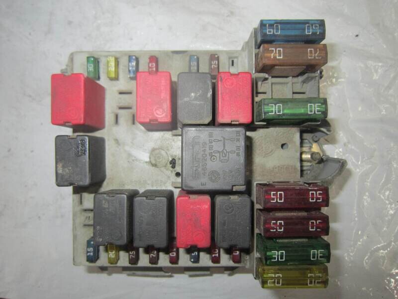 60-179 Scatola Fusibili Alfa Romeo / Fiat / Lancia 51759555       ALFA ROMEO / FIAT / LANCIA Diesel STILO
