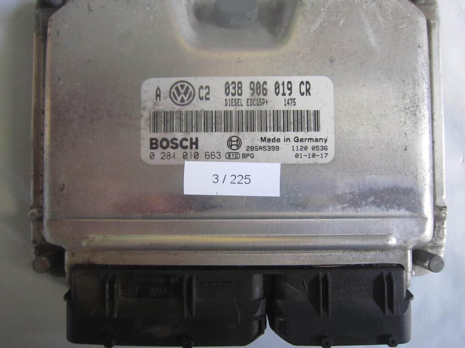 3-225 Centralina Motore Bosch 0 281 010 663 0281010663 038 906 019 CR 038906019CR 28SA5399 EDC15P+ VOLKSWAGEN Diesel GOLF