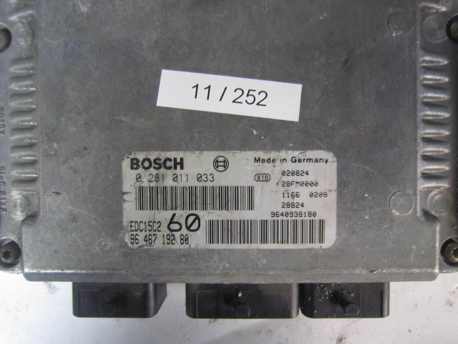 11-252 Centralina Motore Bosch 0 281 011 033 0281011033 96 467 192 80 9646719280 28FM0000 EDC15C2 CITROEN / PEUGEOT Diesel VARIE 2.2