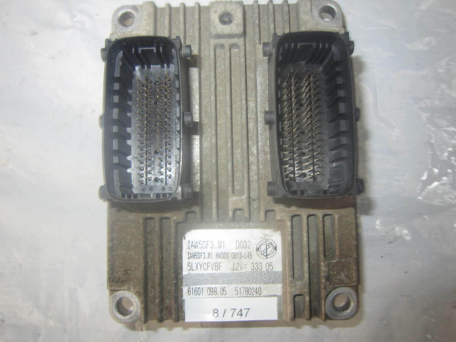 8-747 Centralina Motore Magneti Marelli IAW5 SF3.M1 IAW5SF3.M1 61601.098.05  51780240 HW300/0813-L45 ALFA ROMEO / FIAT / LANCIA BENZINA PUNTO