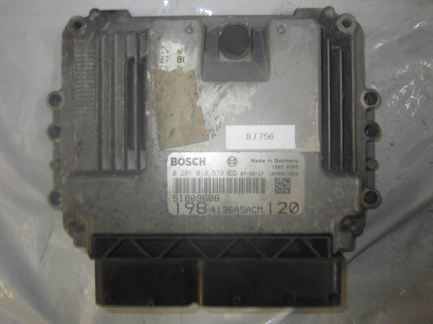 8-756 Centralina Motore Bosch 0 281 013 579 0281013579 51809688 1039S21653 198  4136ACM 120  ALFA ROMEO / FIAT / LANCIA DIESEL BRAVO