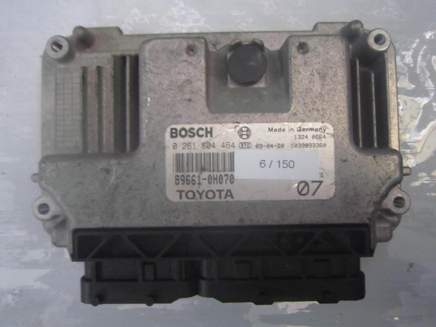 6-150 Centralina Motore Bosch 0 261 S04 464 0261S04464 89661 0H070 1039S33360   TOYOTA BENZINA AYGO