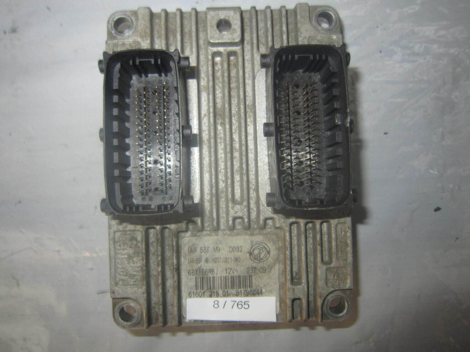 8-765 Centralina Motore Magneti Marelli IAW 5SF.M9 IAW5SF.M9 61601.215.01 HW207/0811-M40 51798644  ALFA ROMEO / FIAT / LANCIA BENZINA YPSILON