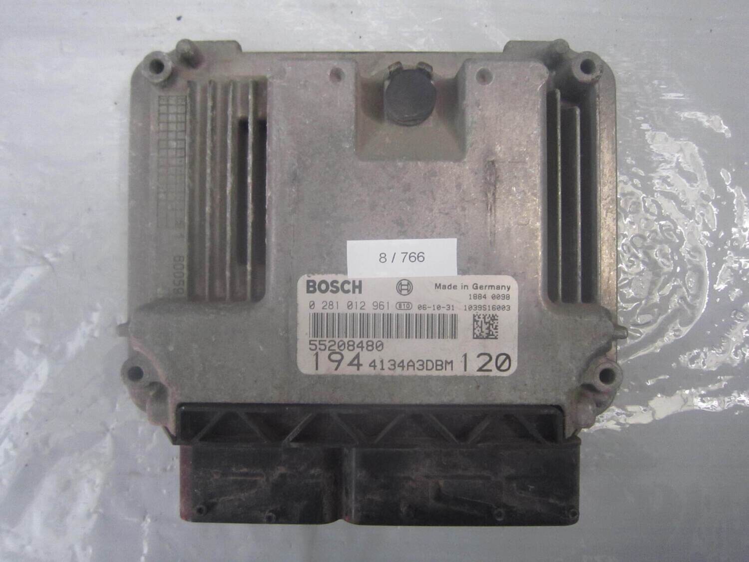 8-766 Centralina Motore Bosch 0 281 012 961 0281012961 51866768 1039S36362   ALFA ROMEO / FIAT / LANCIA DIESEL CROMA