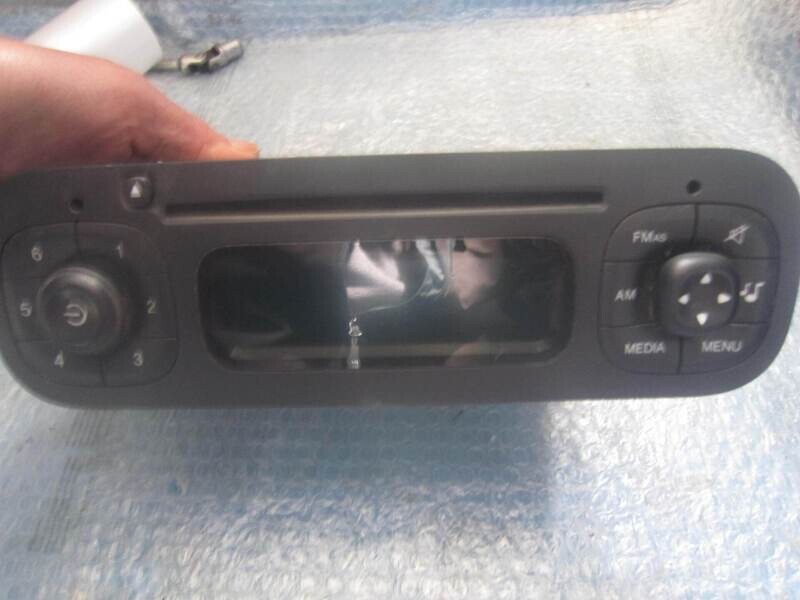 20-377 Autoradio Continental A2C97883000   7 356 035 26 FIAT 139 MP3   FIAT  PANDA