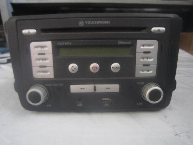 20-391 Autoradio Volkswagen 000 051 218 B 000051218B ME-8H3329WAG-01 HW 0005   VOLKSWAGEN Generica POLO