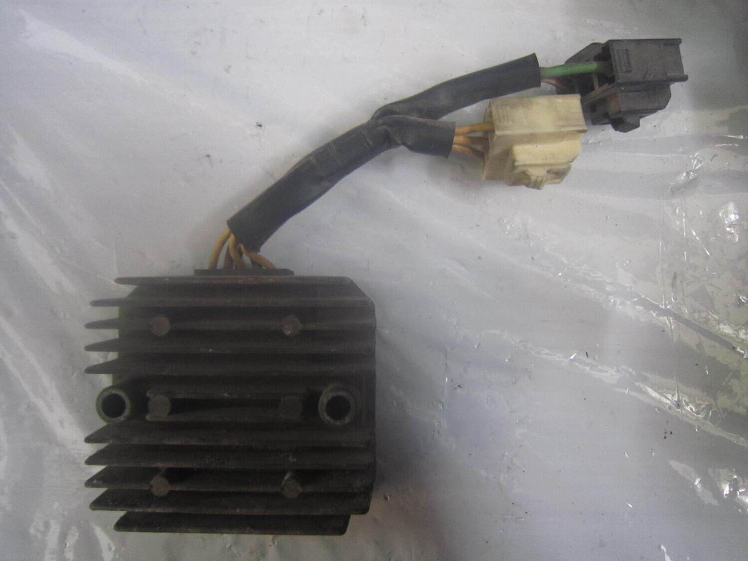 36-211 Regolatore Di Tensione Honda SH541PA       HONDA Benzina SH 125