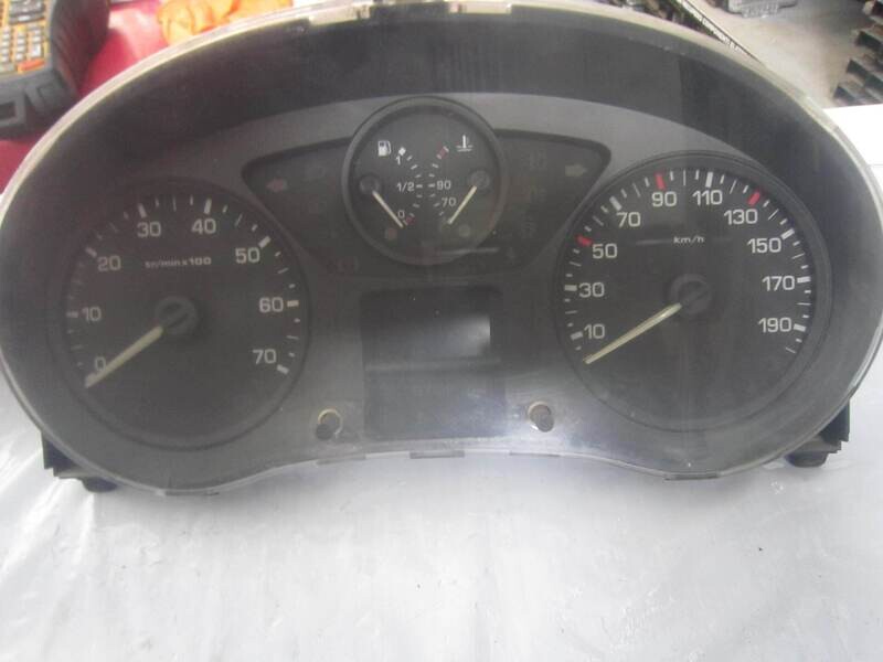 40-384 Quadro Strumenti / Contachilometri Magneti Marelli 9665154980   610332 5550013101    FIAT  Diesel  SCUDO