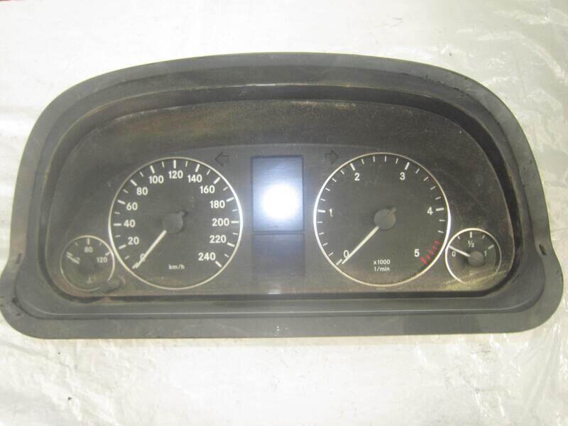 40-392 Quadro Strumenti / Contachilometri Bosch A 169 440 37 11 A1694403711 A 169 540 84 11      MERCEDES DIESEL CLASSE A