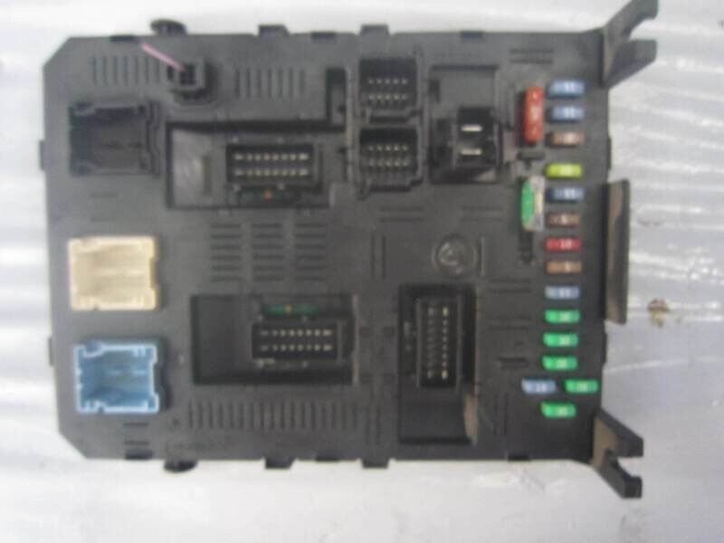 50-411 Body Computer Johnson Controls 96 635 101 80 9663510180 BSI 2004 H01 -01    CITROEN / PEUGEOT DIESEL 307