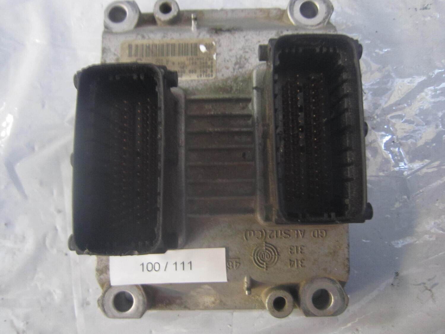 100-111 Centralina Motore Bosch 0 261 206 980 0261206980 0 046 891 964 0 26SA7140 ME73H4F001  ALFA ROMEO / FIAT / LANCIA BENZINA PUNTO