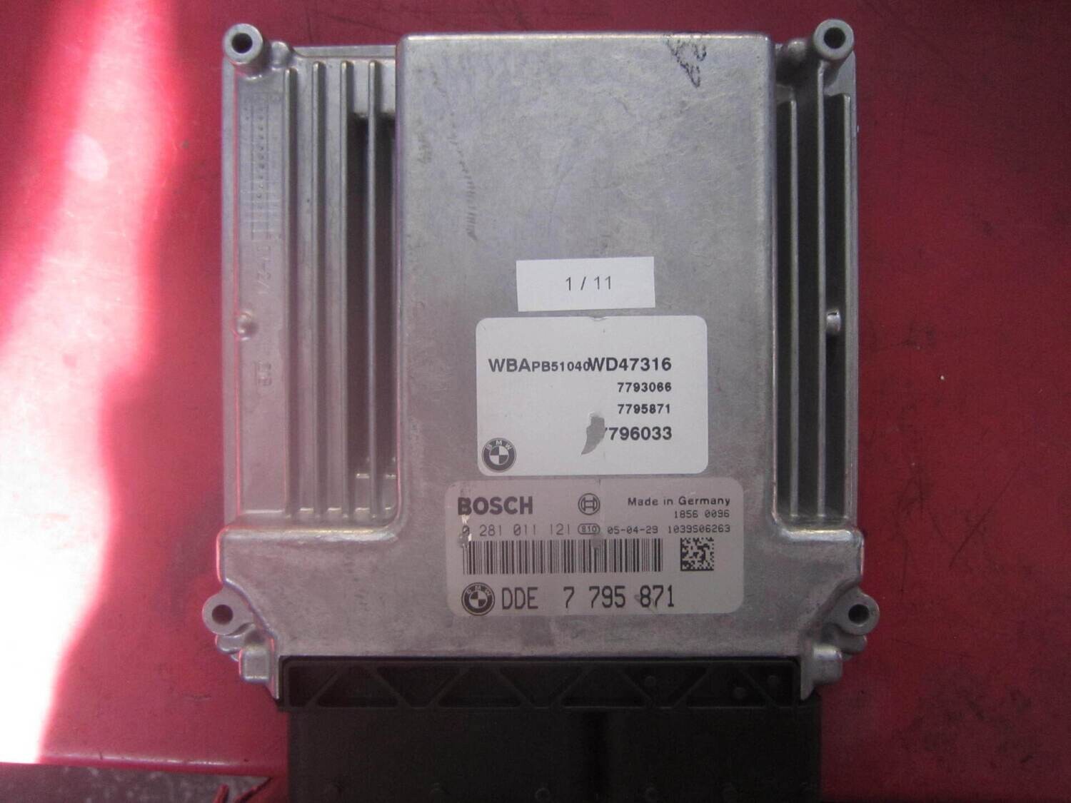 1-11 Centralina Motore Bosch 0 281 011 121 0281011121 7794627 1039S04405 DDE 7 794 627  BMW DIESEL SERIE x