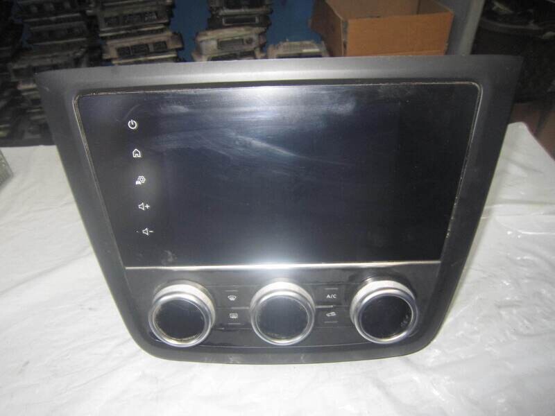 20-404 Schermo Radio / Display / Navigatore Renault 688301818R       RENAULT  KADJAR