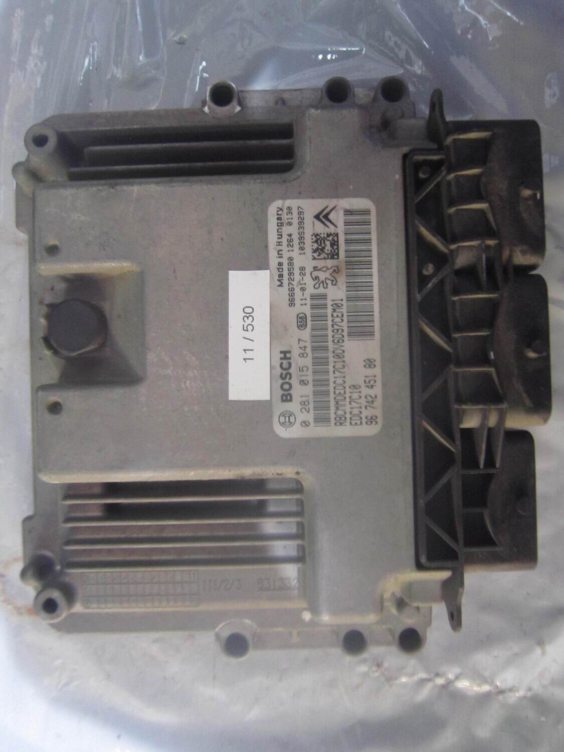 11-530 Centralina Motore Bosch 0 281 015 847 0281015847 9674245180 1039S39297 EDC17C10  CITROEN / PEUGEOT DIESEL VARIE