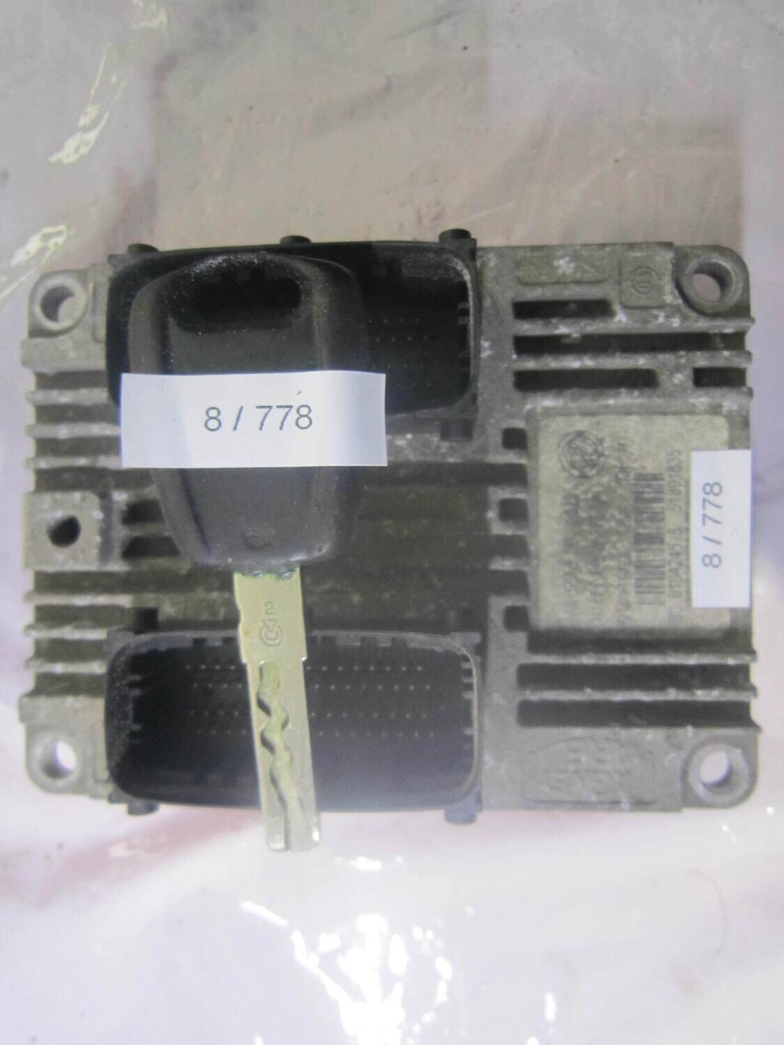 8-778 Centralina Motore Magneti Marelli 51891835 51891835 BC.0104245.B IAW 5SF8.MG CON CHIAVE  ALFA ROMEO / FIAT / LANCIA Benzina YPSILON
