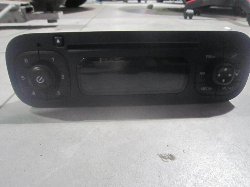 20-425 Autoradio Continental A2C912703000   7 356 035 26 FIAT 139 MP3    FIAT  PANDA
