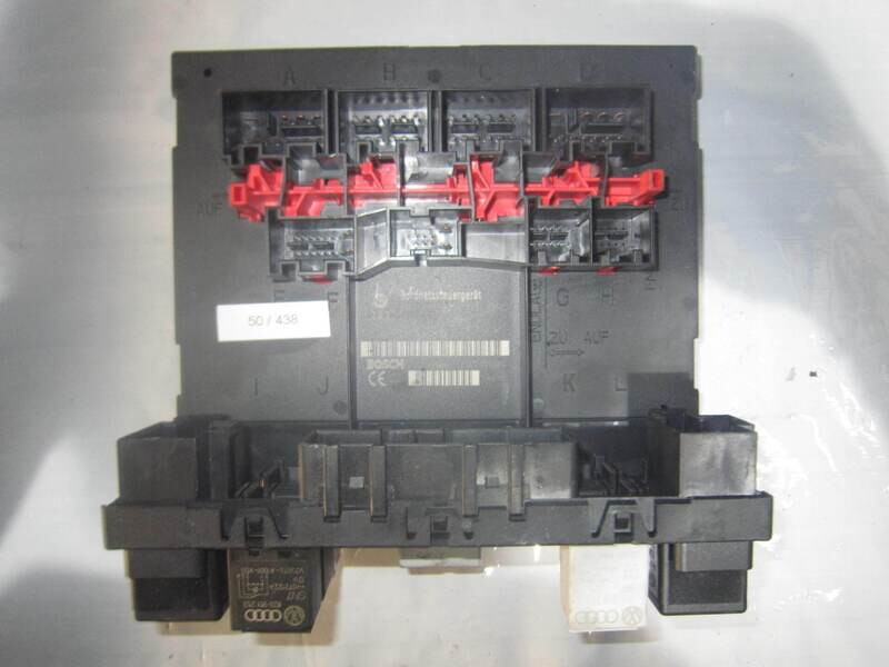 50-438 Body Computer Bosch 8P0 907 279 K 8P0907279K H54/S2501    AUDI  VARIE