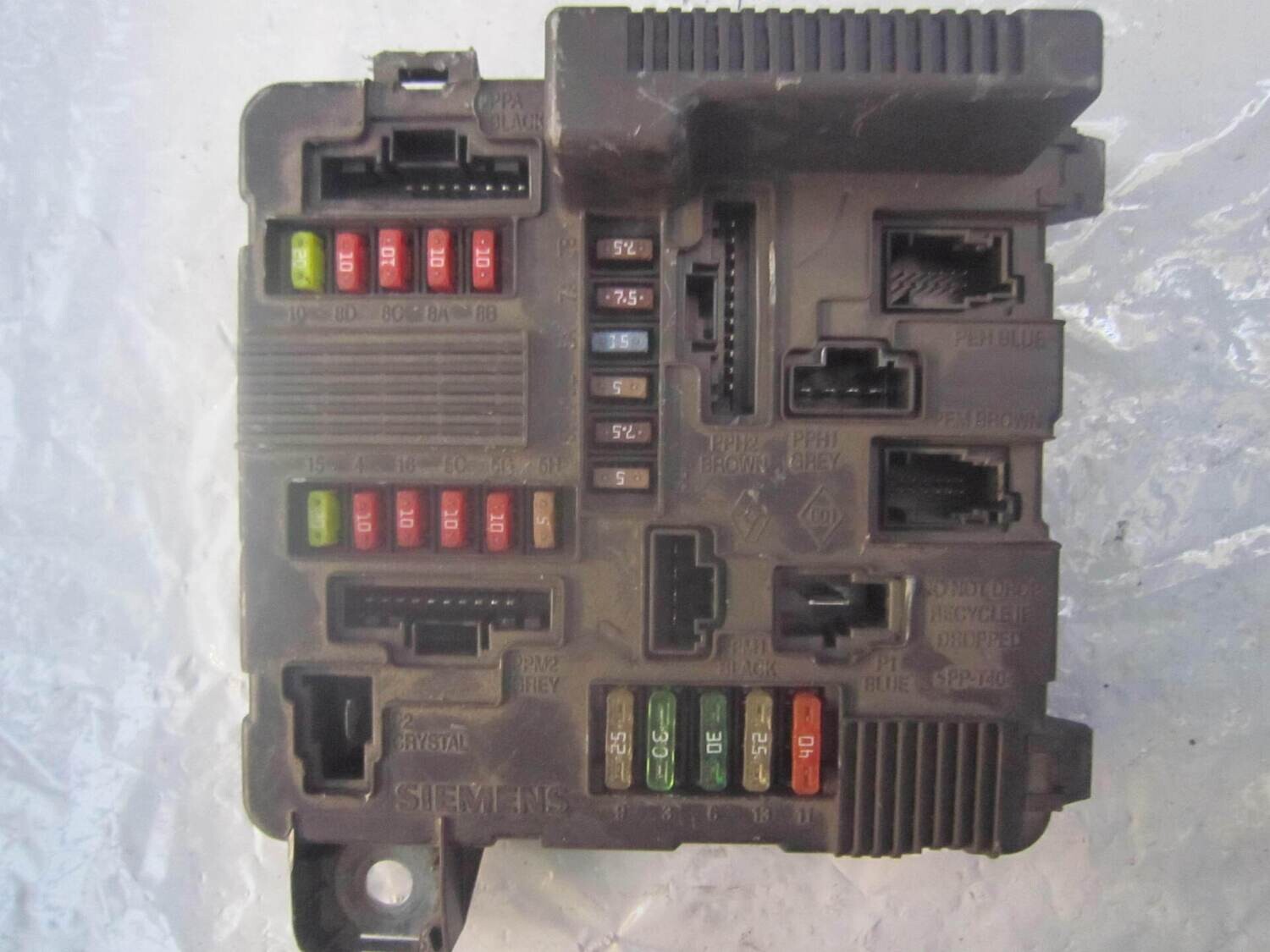 50-445 Body Computer Siemens S118399300   8200306033 UPC X84 N3   RENAULT DIESEL MEGANE_SCENIC