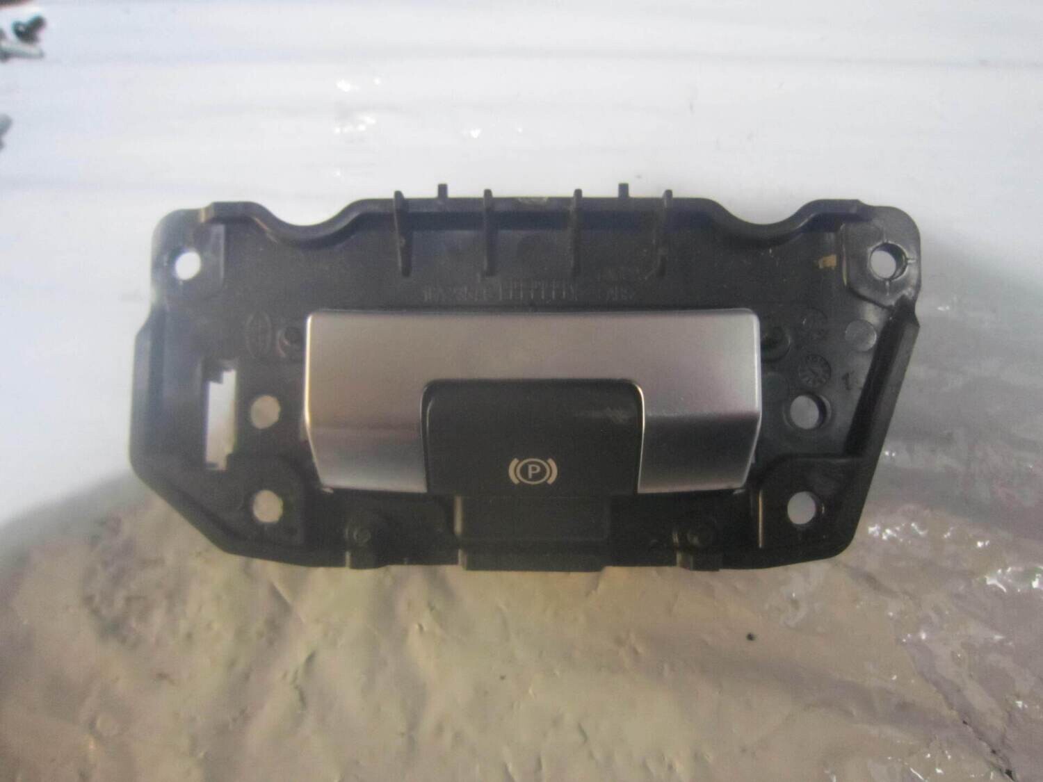 400-453 Pulsante Del Freno a Mano Land Rover FK72-28623 FK7228623 30S 10102484    LAND ROVER  DISCOVERY