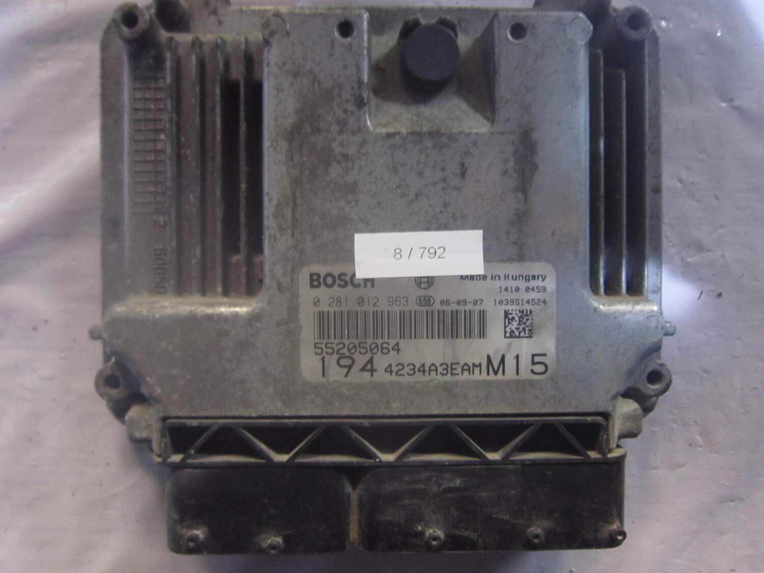8-792 Centralina Motore Bosch 0 281 012 963 0281012963 55205064 1039S14524 194 4234A3EAM M15  FIAT  DIESEL CROMA