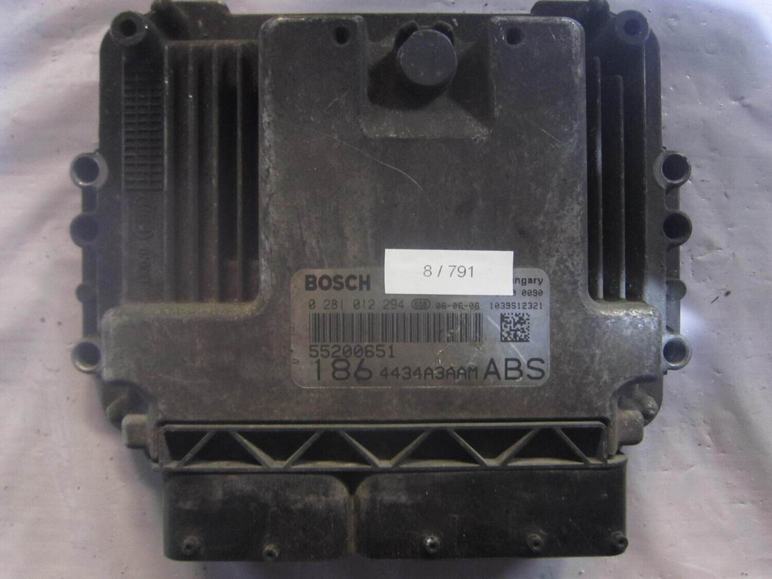 8-791 Centralina Motore Bosch 0 281 012 294 0281012294 55200651 1039S12321 186 4434A3AAM ABS  FIAT DIESEL MULTIPLA