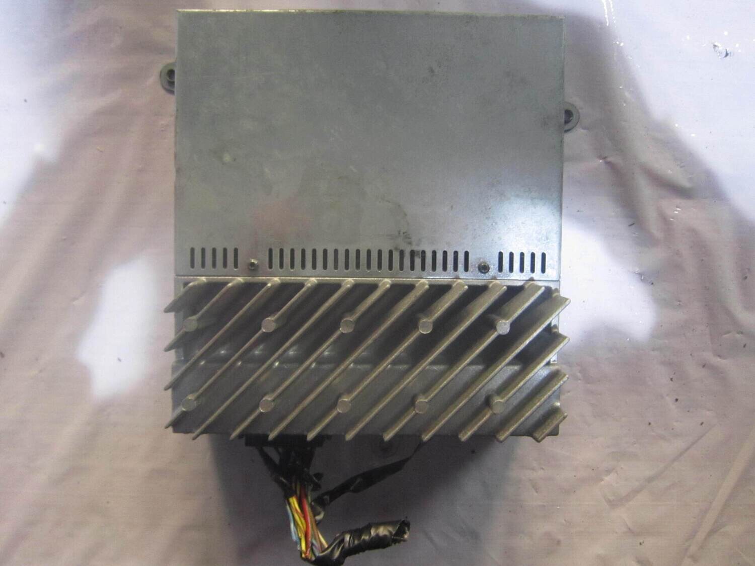 20-438 Amplificatore Audio Lear 8 374 535 8374535     BMW  serie 5