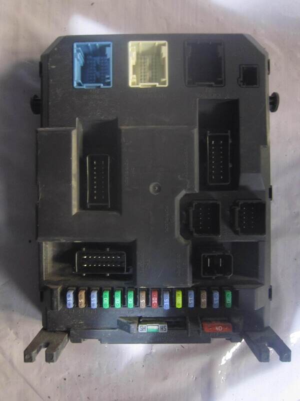 50-454 Body Computer Valeo 9666952280   X04    CITROEN / PEUGEOT Diesel C 3