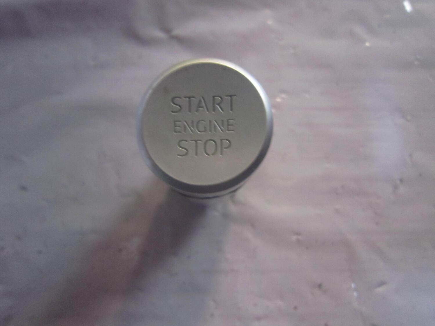 400-458 Pulsante Start/Stop Audi 8W1.905.217.F   10139400    AUDI  A 4