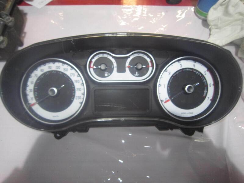 40-416 Quadro Strumenti / Contachilometri Alfa Romeo / Fiat / Lancia 52026759   A2C97537800 SW 1092    FIAT  DIESEL 500