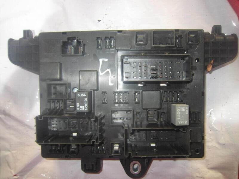 60-234 Scatola Fusibili Gm 13302300   365927271 1110021AA   OPEL BENZINA ASTRA