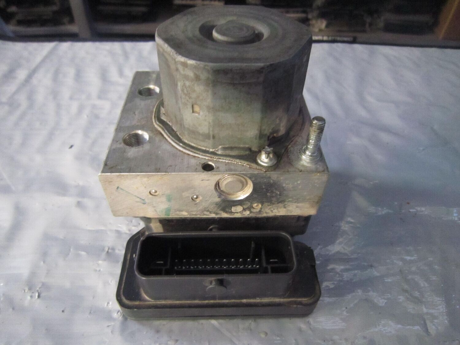 90-685 Pompa ABS Nissan 0 265 261 028 0265261028 0265956531 2265106455 47660 4EA1E  NISSAN  QASHQAI