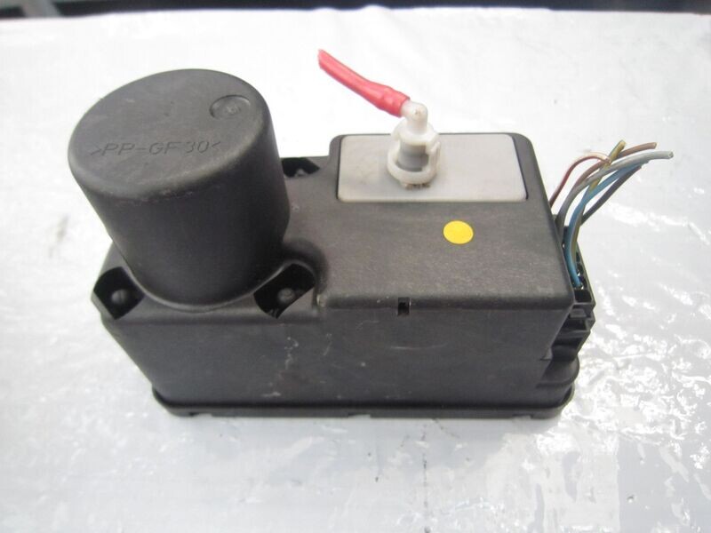 90-703 Pompa Chiusura Centralizzata Hella KG 1H0 962 257 E 1H0962257E     VOLKSWAGEN  VARIE