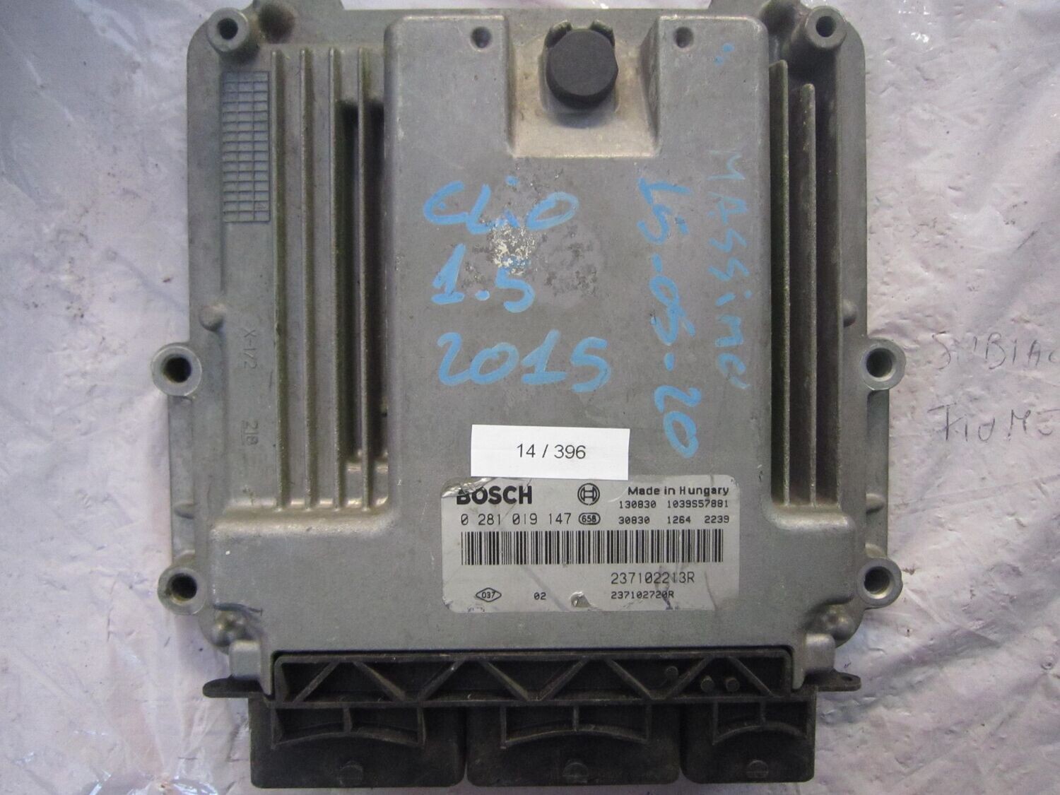 14-396 Centralina Motore Bosch 0 281 019 147 0281019147 237102213R 1039S57881 237102720R  RENAULT DIESEL MEGANE_SCENIC