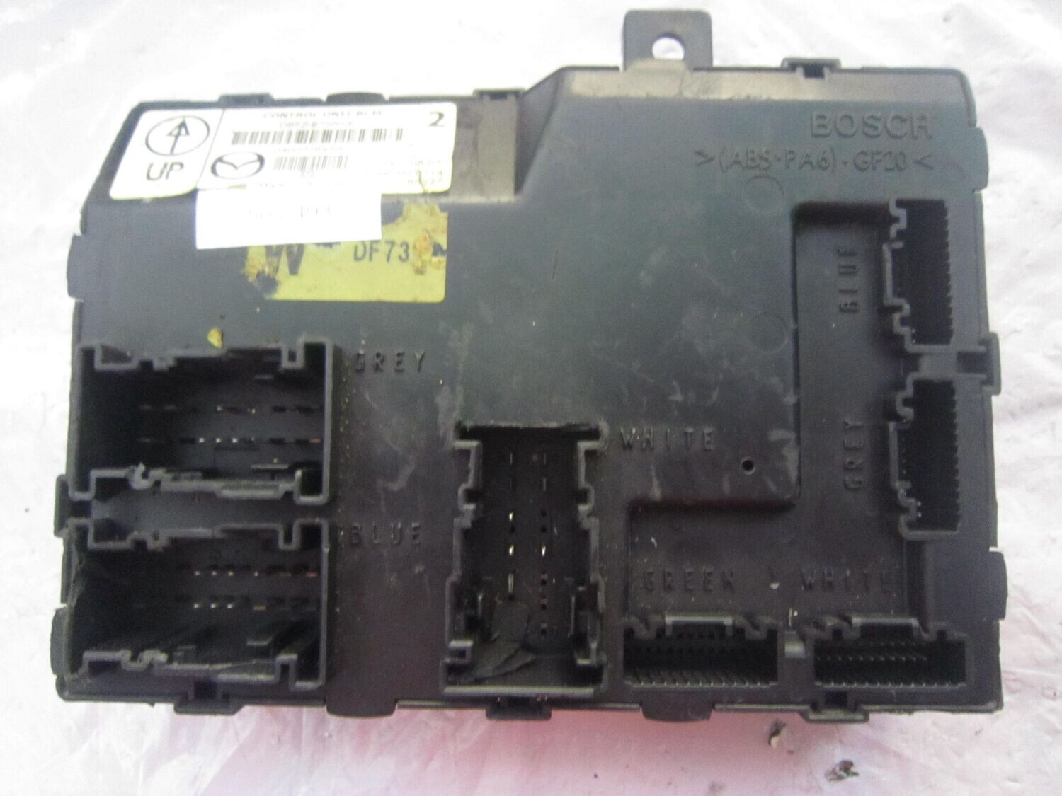 50-493 Body Computer Bosch D652-67560-E D65267560E F005 V0 0714 HW 03 SW 08.03  MAZDA  2