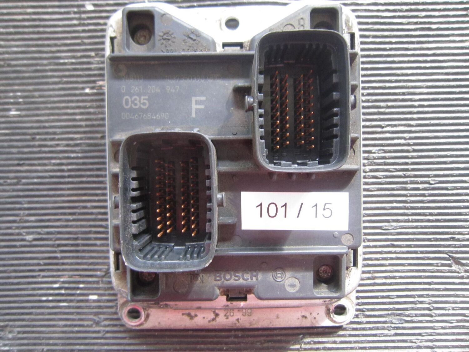 101-15 Centralina Motore Bosch 0 261 204 947 0261204947  1037350390 00467684690 035 F ALFA ROMEO  BENZINA 147