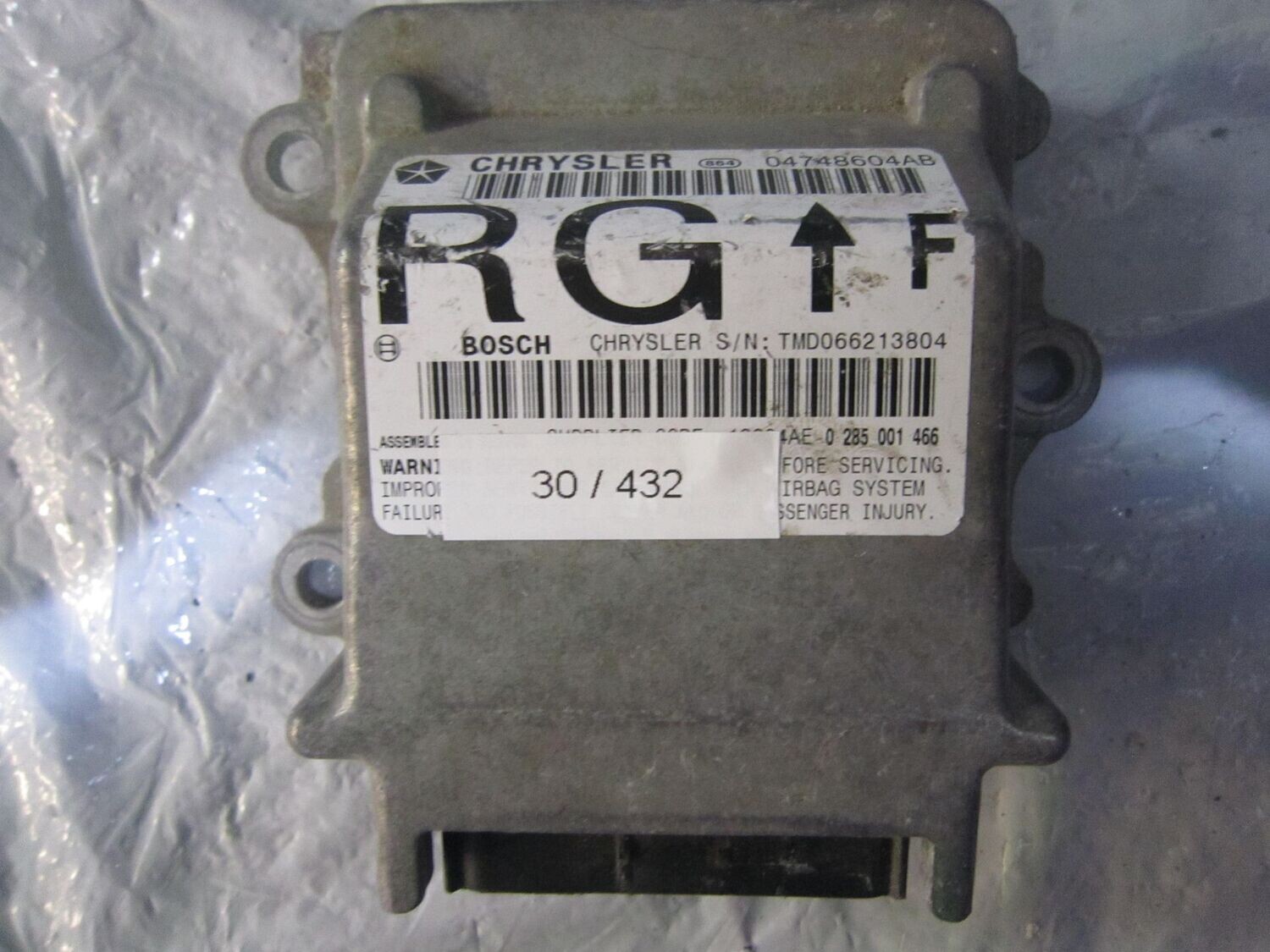 30-432 Centralina Airbag Bosch 0 285 001 466 0285001466 04748604AB RG   CHRYSLER  VOYAGER