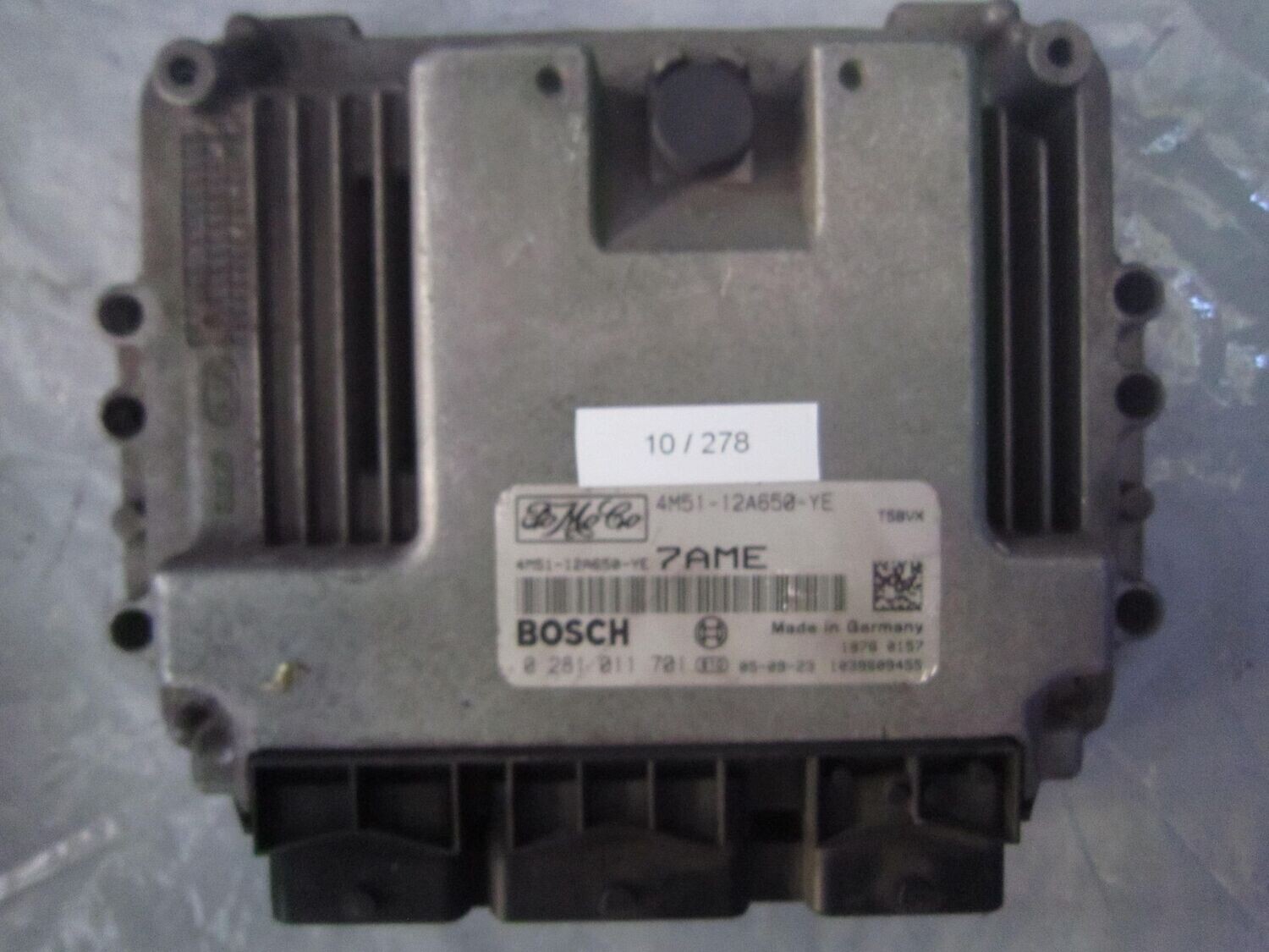 10-278 Centralina Motore Bosch 0 281 011 701 0281011701 8M51-12A650-YE 1039S09455 7AME  FORD DIESEL FOCUS