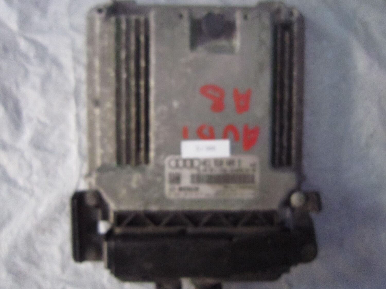 3-368 Centralina Motore Bosch 0 281 014 617 0281014617 4E1 910 409 D 1039S23152 EDC16CP34  AUDI Diesel A 8