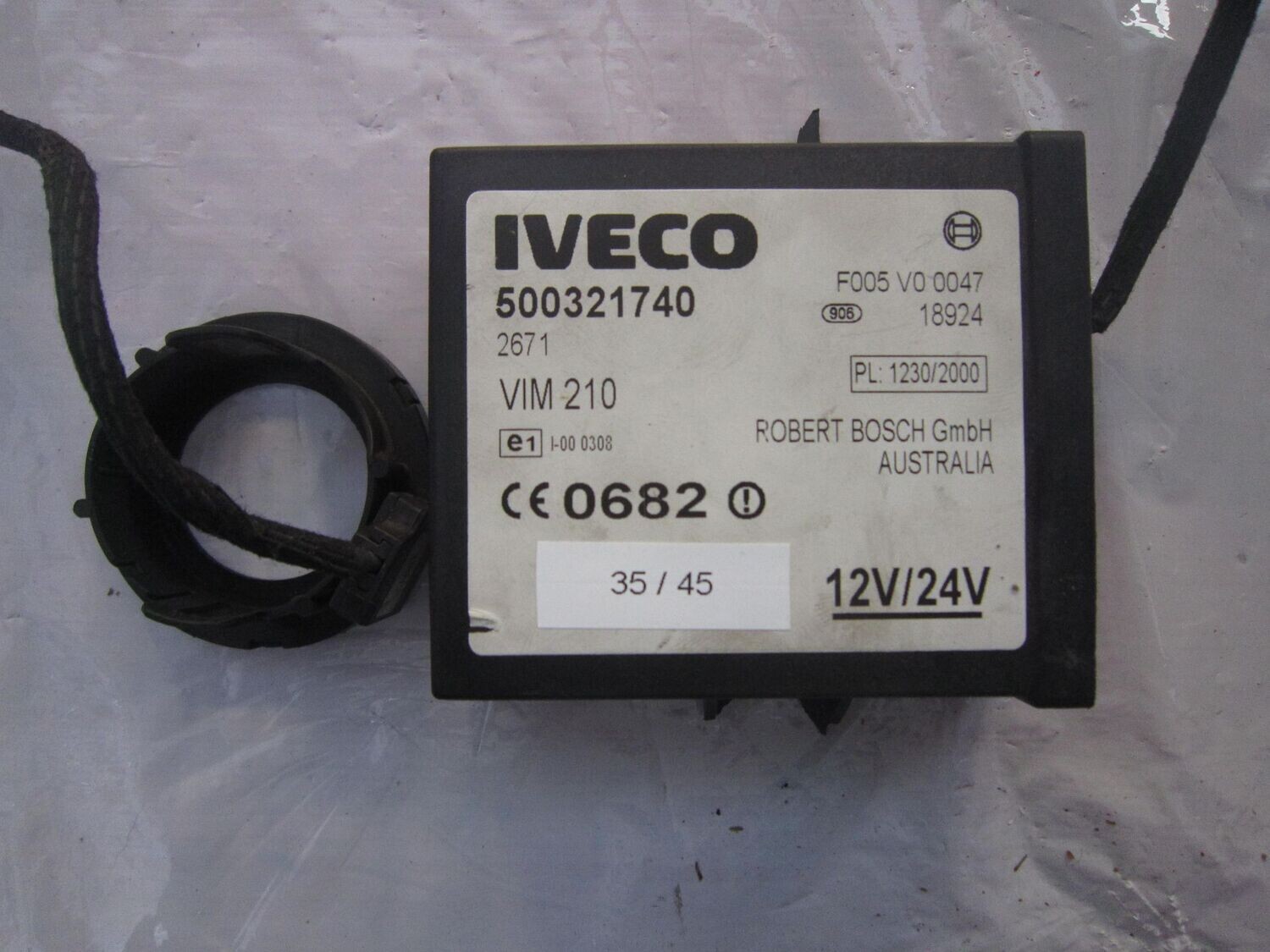 35-45 Centralina Immobilizer Iveco 500321740   F005 V0 0047 VIM 210 F005 V0 0089 500338989 IVECO  DAILY