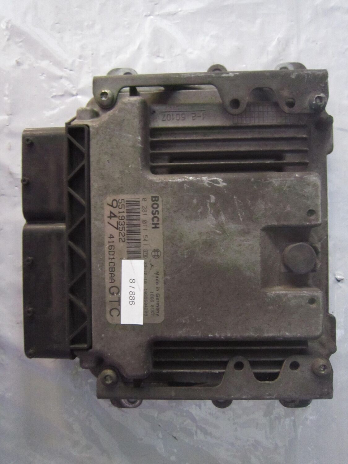 8-886 Centralina Motore Bosch 0 281 011 511 0281011511 55193522 1039S04209 947 416D1CBAA GTC  ALFA ROMEO / FIAT / LANCIA DIESEL VARIE