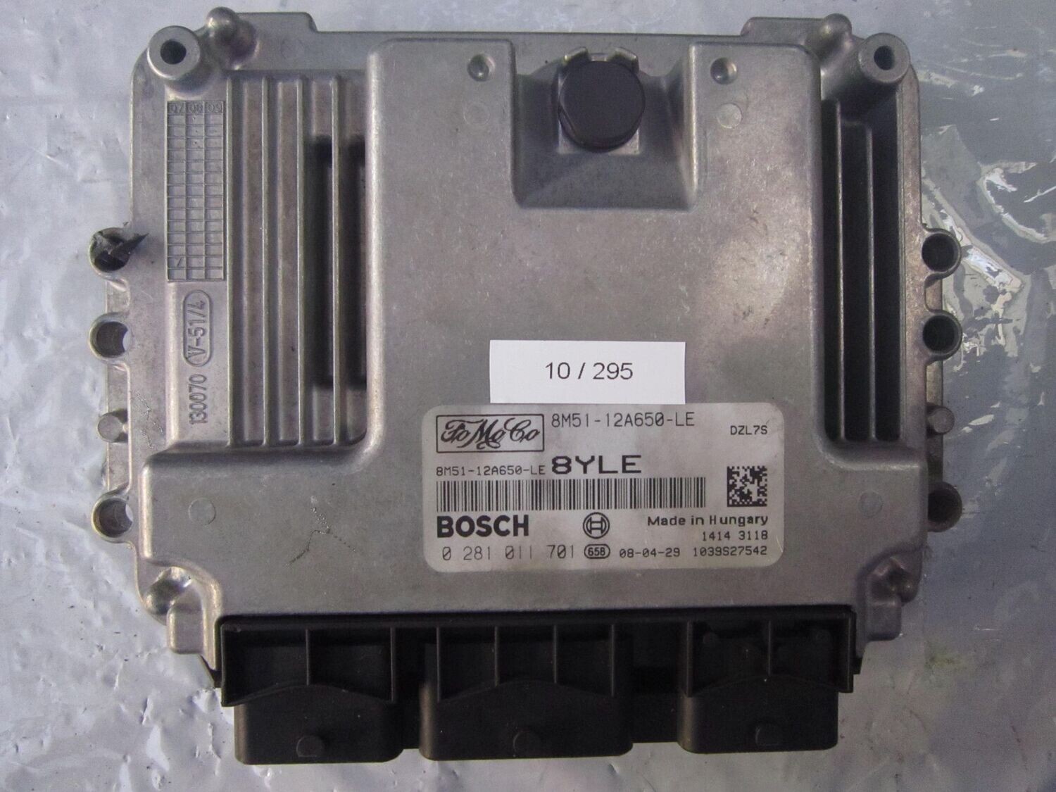 10-295 Centralina Motore Bosch 0 281 011 701 0281011701 8M51-12A650-LE 1039S27542 8YLE  FORD DIESEL VARIE