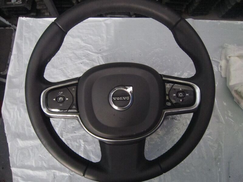 400-524 Volante Volvo SERIE XC