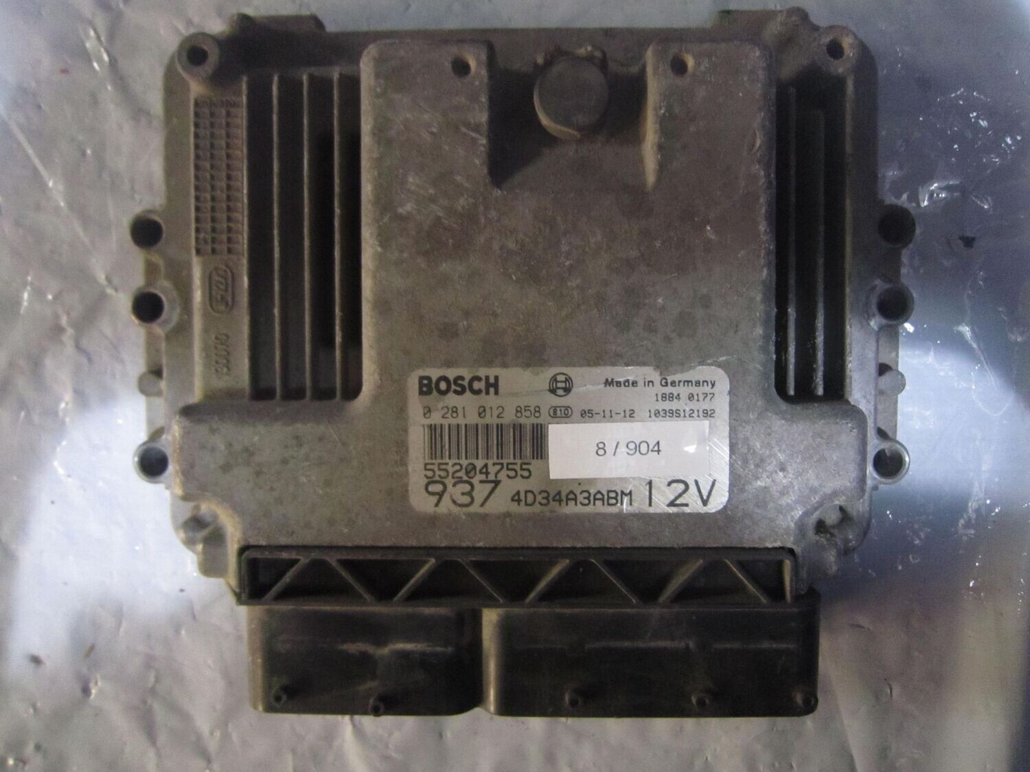 8-904 Centralina Motore Bosch 0 281 012 858 0281012858 55204755 1039S12192 937 4D34A34BM  ALFA ROMEO  DIESEL 147