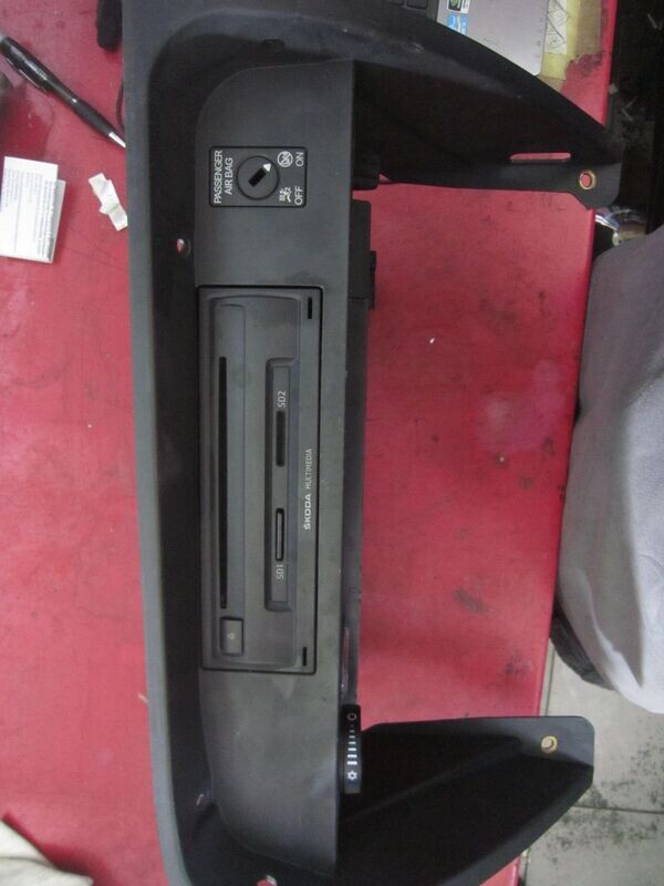 20-513 Cambia cd Skoda 5E0 035 864 A 5E0035864A     SKODA  OCTAVIA