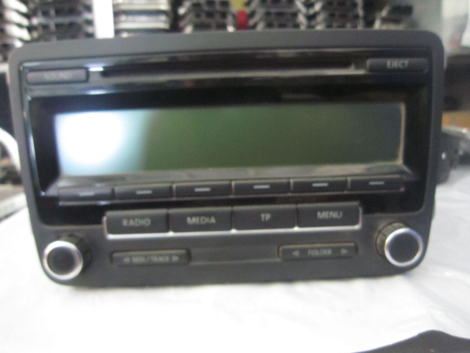 20-516 Autoradio Blaupunkt 5M0 035 186 AA 5M0035186AA 7647202360    VOLKSWAGEN  GOLF