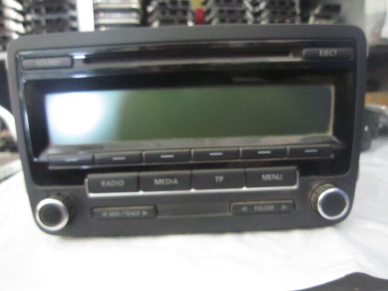 20-516 Autoradio Blaupunkt 5M0 035 186 AA 5M0035186AA 7647202360    VOLKSWAGEN  GOLF