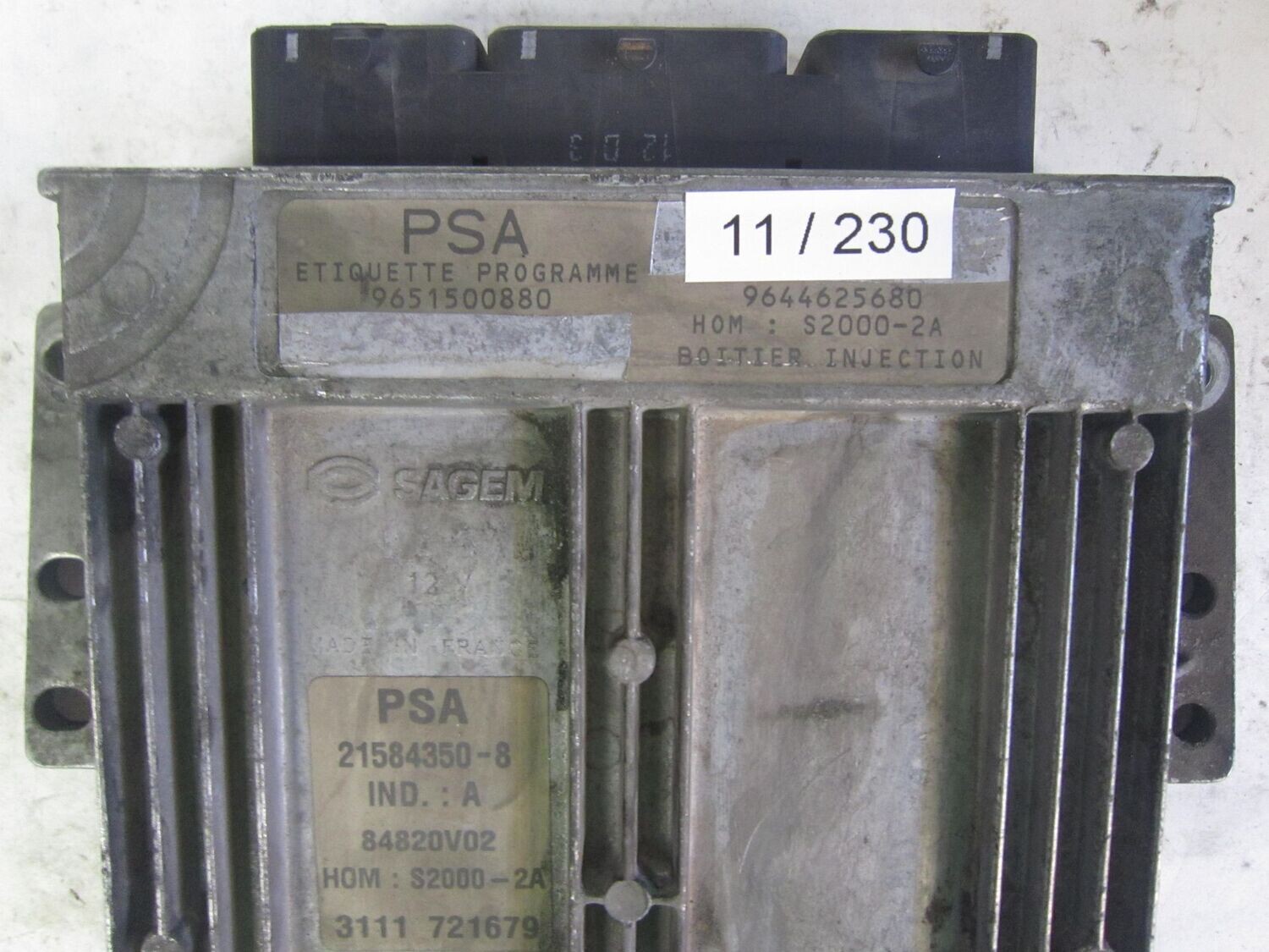 11-230 Centralina Motore Sagem 9651500880   9644625680 HOM S2000-2A 21584350 S2000-2A CITROEN / PEUGEOT BENZINA VARIE