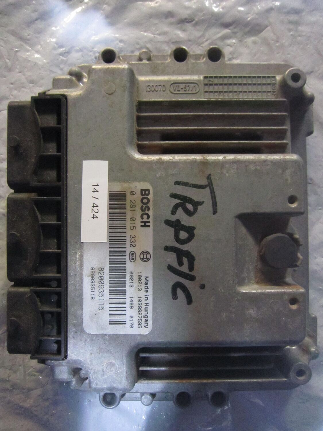 14-424 Centralina Motore Bosch 0 281 015 330 0281015330 8200935115 1039S27595 8200935116  RENAULT Diesel TRAFIC