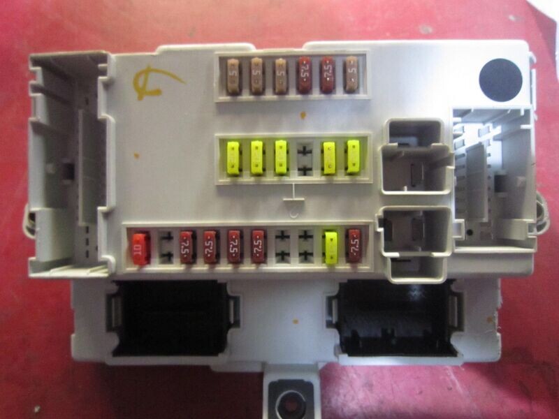 50-527 Body Computer Mopar 52057695   BCM330I.14 116RI-000030 10R-041061 4251-13-5386BCML7 FIAT BENZINA 500